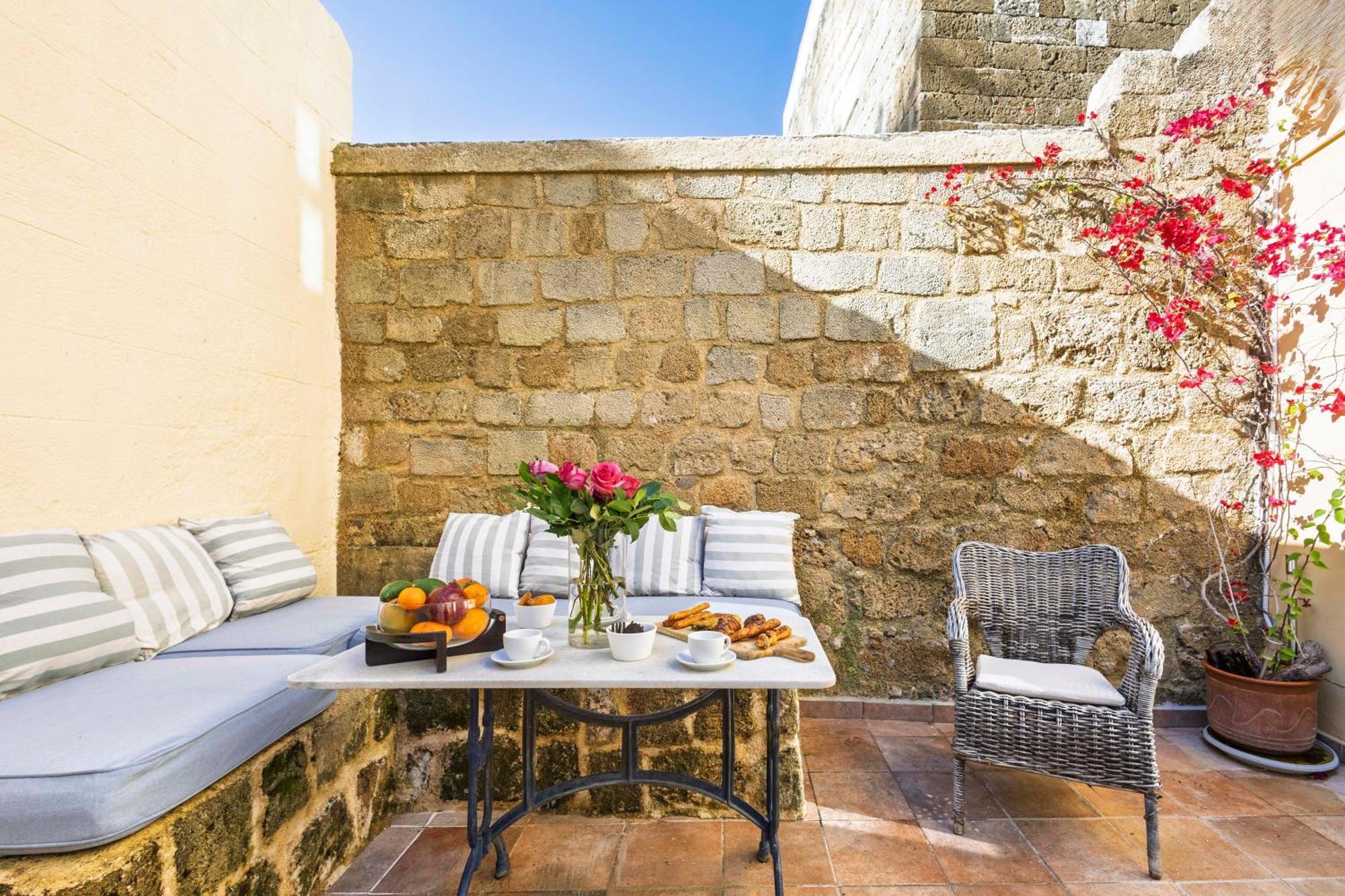 Maison Roxanne & Maisonette In Medieval City By Rhodes4Vacation Rhodes City Eksteriør bilde